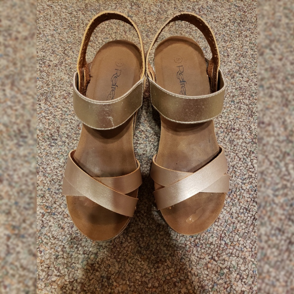 **3 for the price of 2** Refresh Sz 8 Cork Wedges
